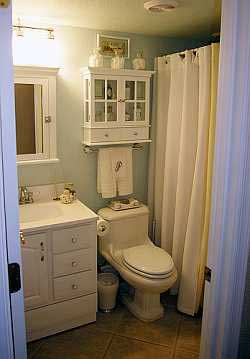 desain interior kamar mandi apartemen